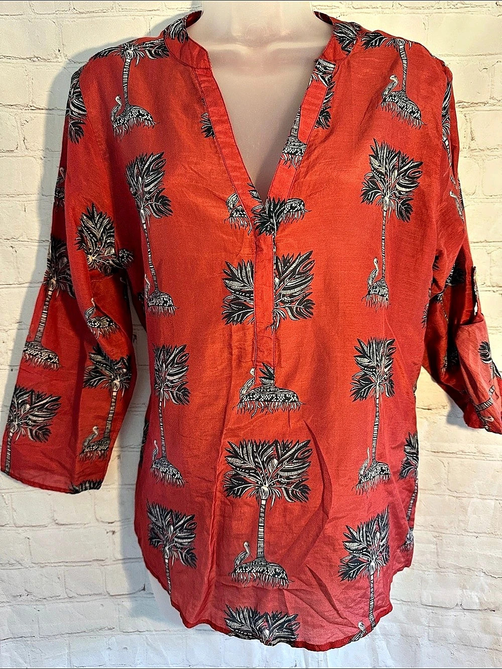 Vilagallo Printed Cotton Silk Blouse in Red with Blue Palm Trees